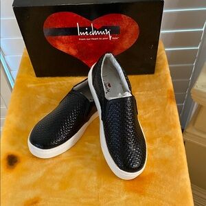 Black Slip-On Women Shoes Size 8.5